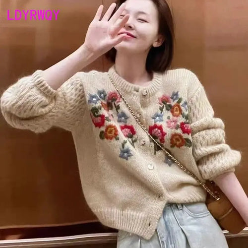 Heavy Industry Small Figure Embroidery Small Flower Knitted Sweater Cardigan Coat Autumn and Winter Top
