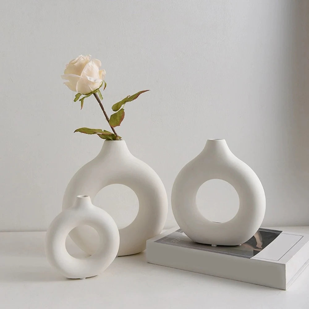 Circle Vase Flower Donut Shape Vase Living Room Decoration Nordic Style Plastic Vase Creativity Desktop Home Decoration Supply