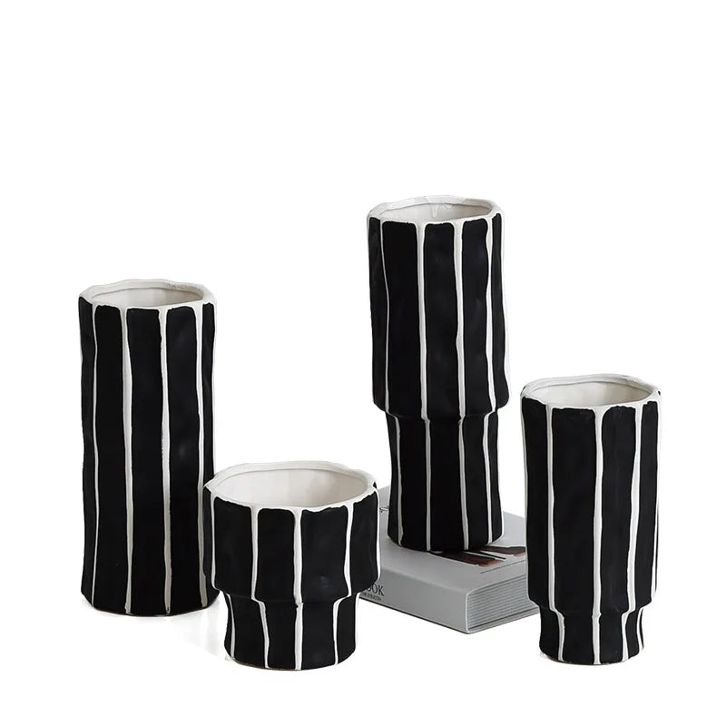 Nordic style ceramic vase simple Black white strip Home creative decorative Ceramic flower pot new year valentine Mother gift