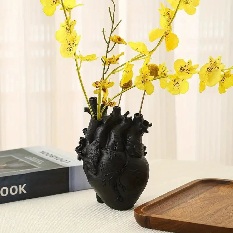 New Simulation Heart Shape Resin Vase 4 Colors Heart-shaped Arrangement Potted Plant Suitable For Home Study Office Ornament