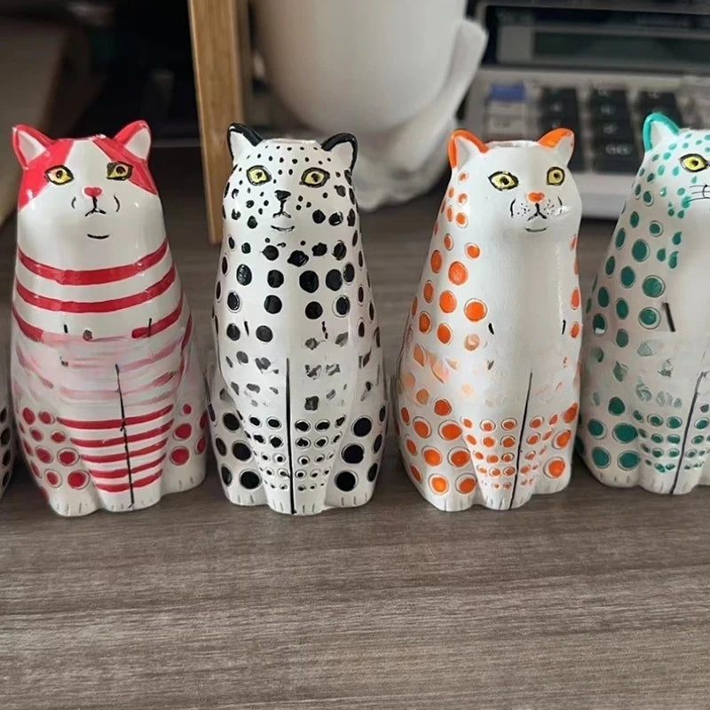 Vase | Resin Crafts Polka Dot Cat Vase For Cat Lovers