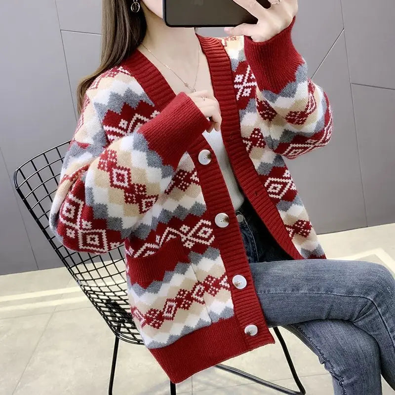 Jacquard Loose and Lazy Style Women's Cardigan 2024 Autumn New Style Western-style Outerwear Age Reducing Sweater Women's Jacket