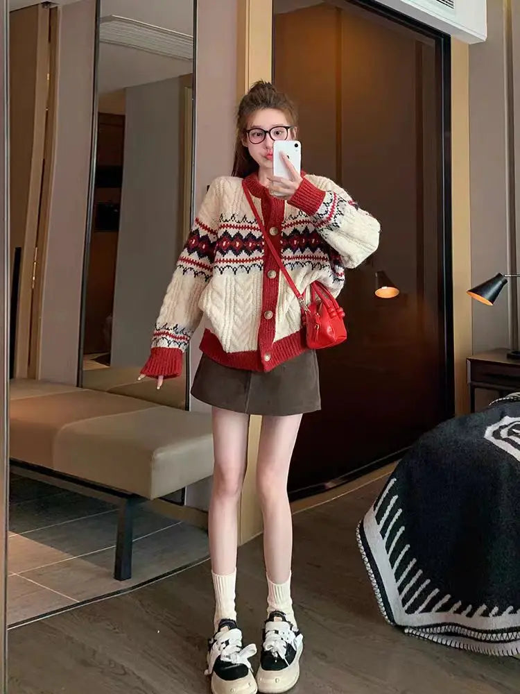 Women Fashion Striped Jacquard Thick Warm Soft Sweaters Autumn Winter New Vintage Loose O-neck Casual Red Knitted Cardigan