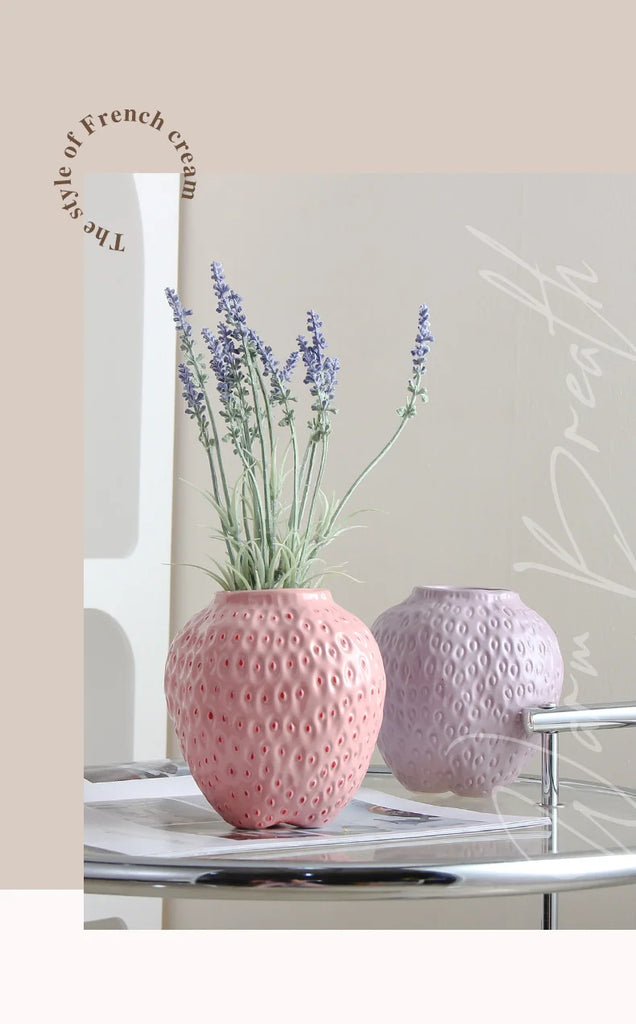 Modern Ceramic Strawberry Shape Vase Creative Ins Style Flower Insertion Device Desktop Decoration Crafts Room Home Decor