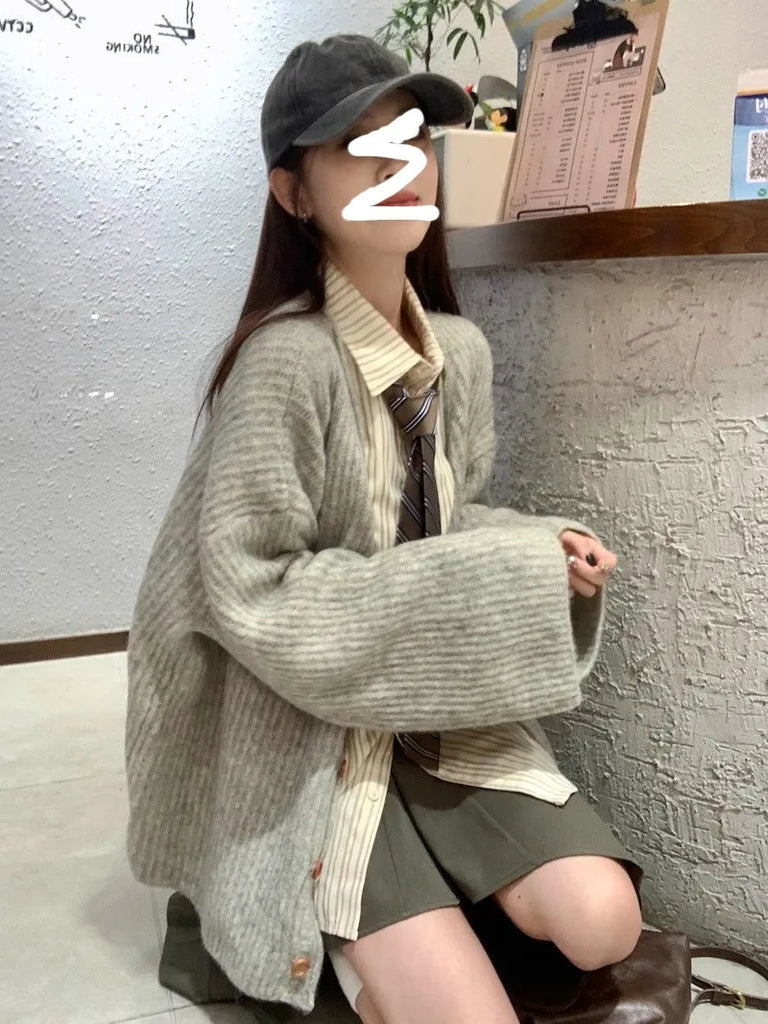 2024 Winter Vintage Casual Single Breasted Fashion Sweater Women Solid Jumpers Long Sleeve Knitting V-neck Loose Cardigans